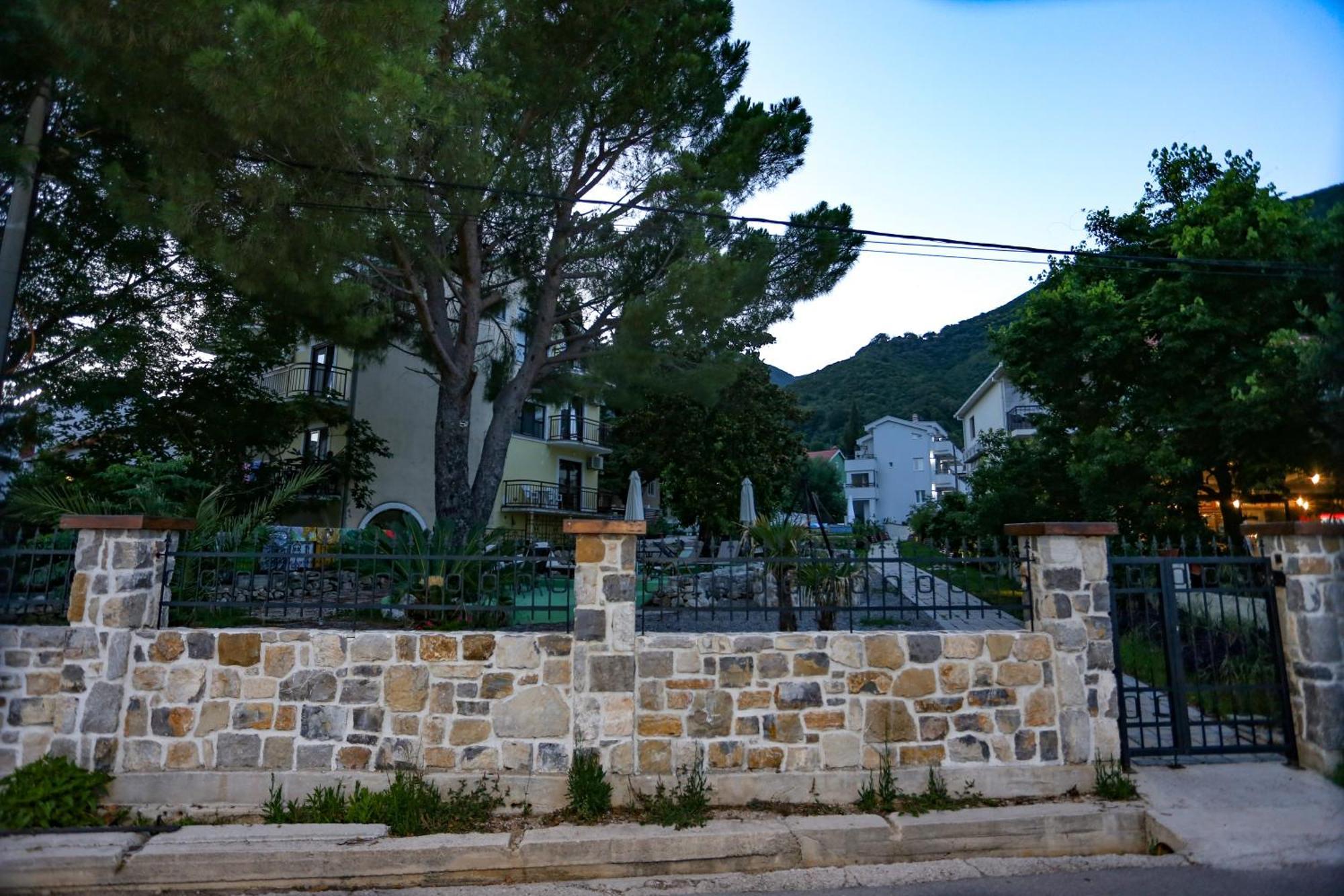 Apartments Cukovic Herceg Novi Exteriér fotografie